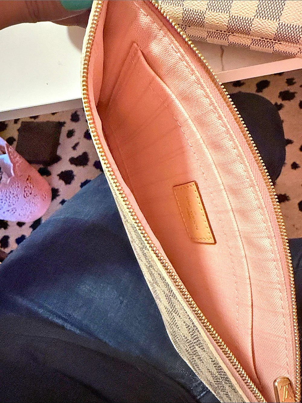 Louis Vuitton Neverfull MM Damier Azur Tote - Picture 4 of 11